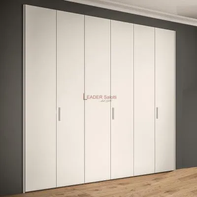 Armadio battente Infinity altezza fino a 294 in profondità cm 45 e cm 60. 